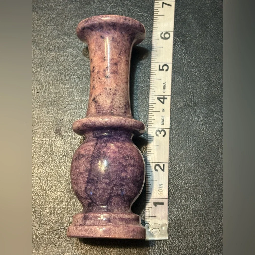 Marble bud Vase (5-M4)